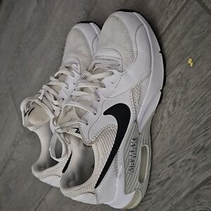Mens size 6.5/womens size 8 white air max. Used condition